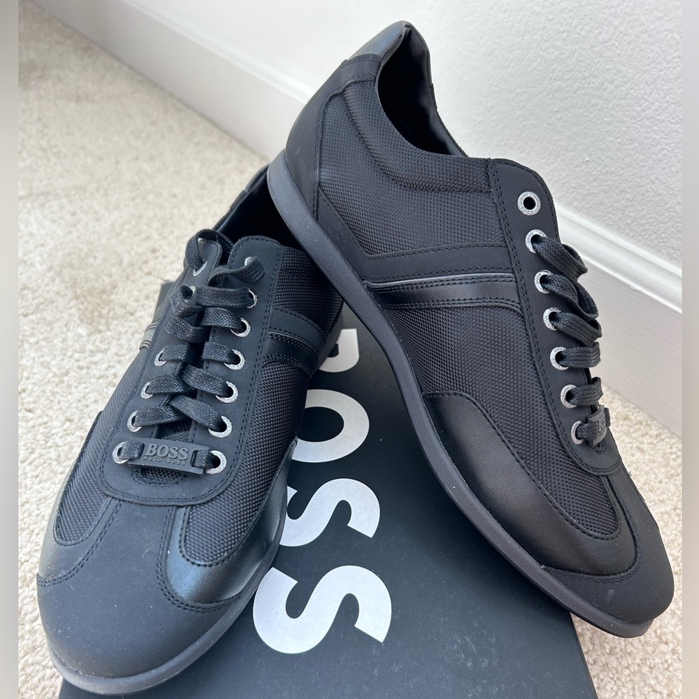 Hugo boss snickers, black 9.5